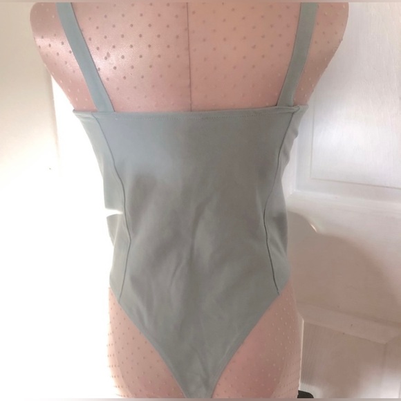 H&M bodysuit (NWOT) - Picture 4 of 5